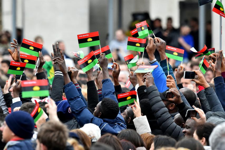 「Biafra rally st peter」的圖片搜尋結果