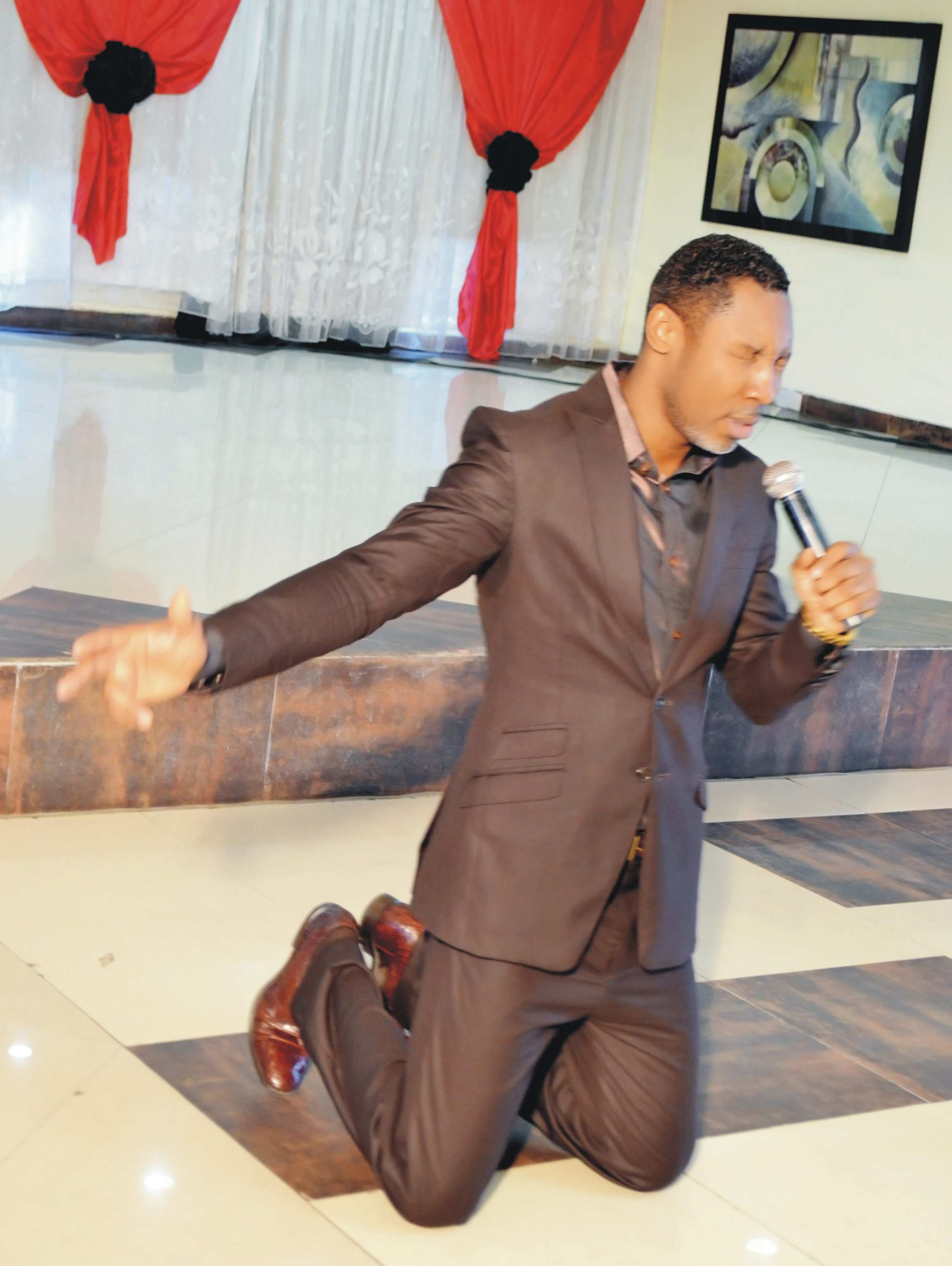 Pastor Sign Fireman at one of his miracle crusades (Photo Credit: Sign Fireman Miracle Crusades)