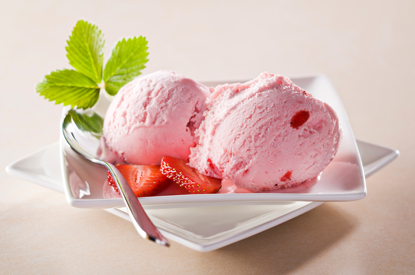 Ice Cream Strawberry The Trent
