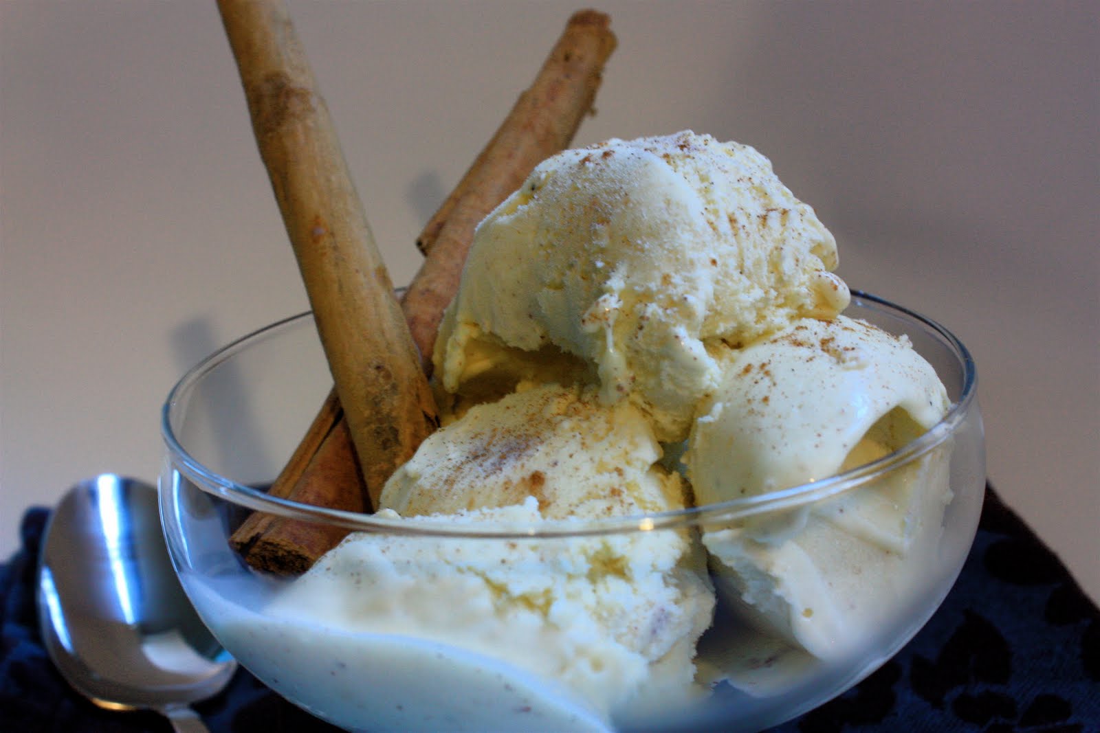 Ice cream cinnamon ice cream