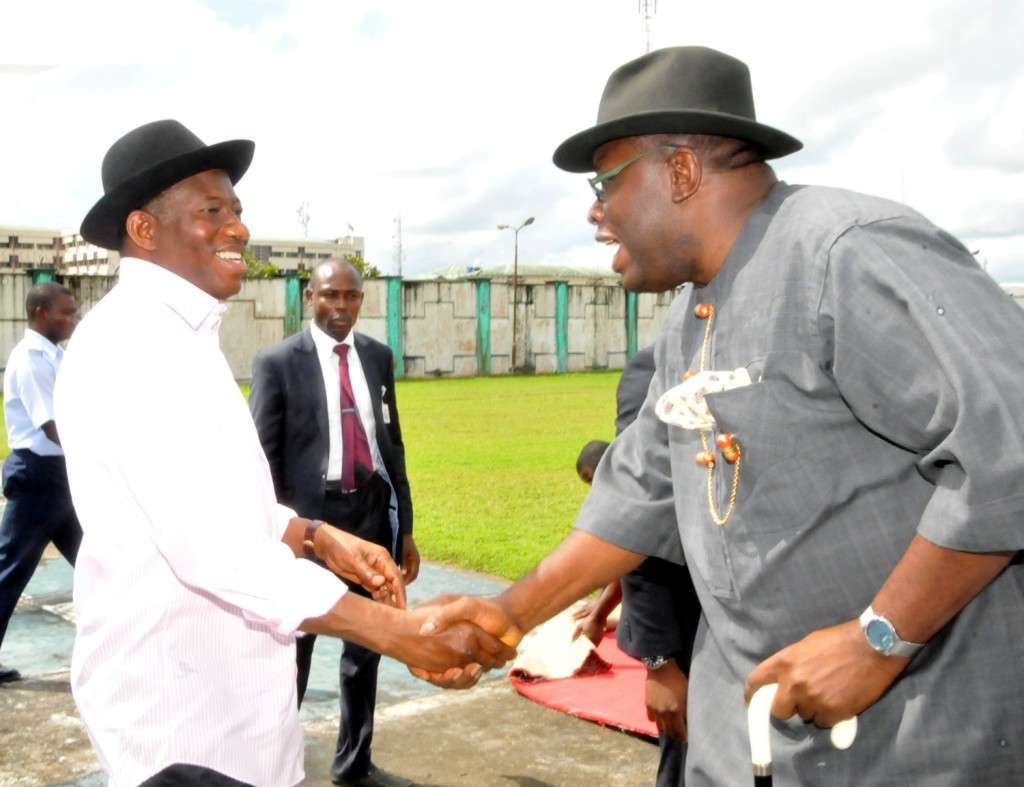 President Jonathan received by Bayelsa's Governor Dickson