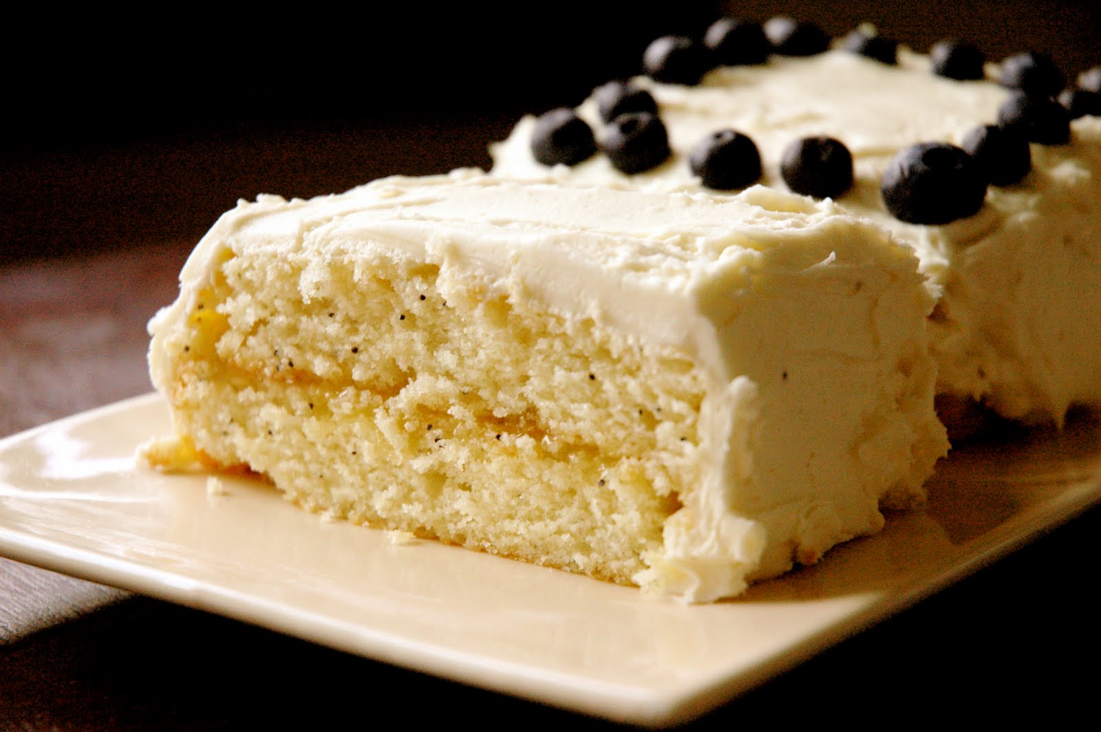 Lemon-Curd Cakes With Poppy Seeds