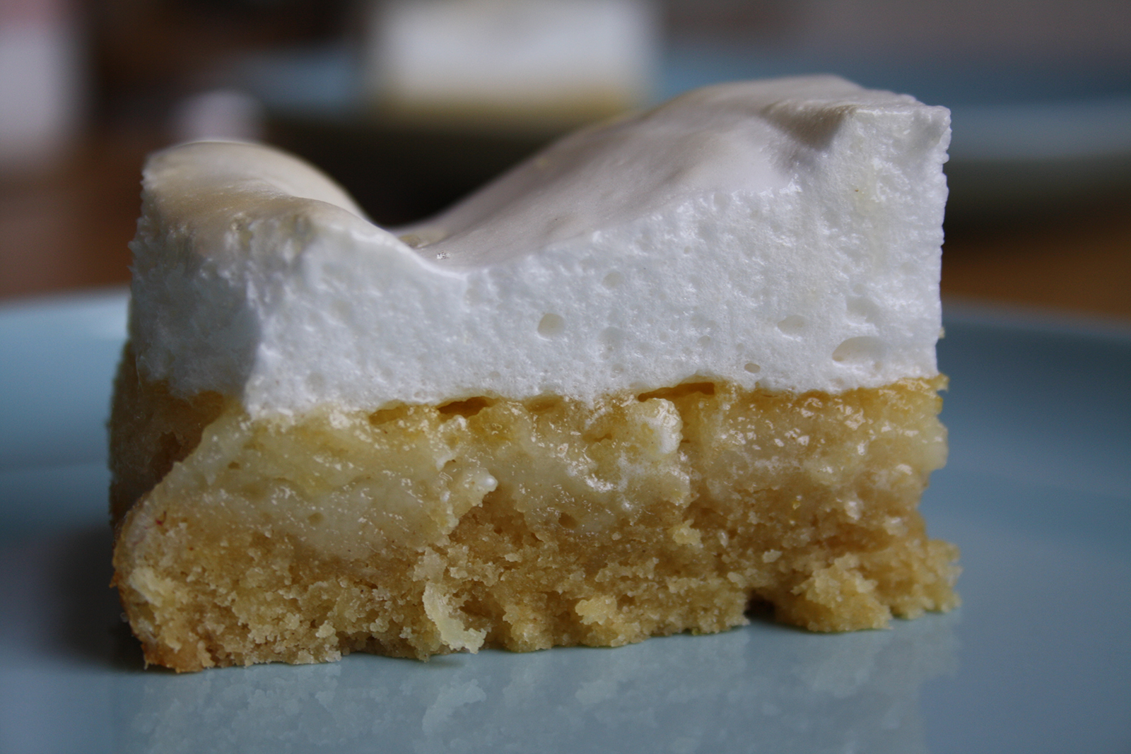 Sky-High Lemon Meringue Pie Bars 3