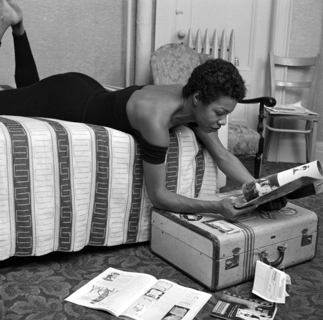 At New York’s Village Vanguard in the late 1950s (Photo Credit: G. Marshall Wilson/Vintage Black Glamour/Tumblr)
