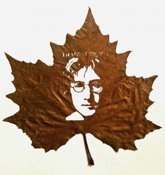 Tree Leaf Carvings of Omid Asadi (Photo Credits: Oddity Central)