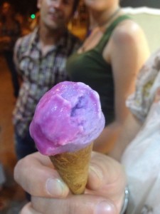 Xameleon- Ice Cream that changes Color as it melts (Photo Credits: Oddity Central)