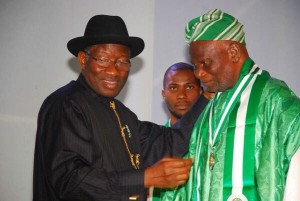 Pa Akinkumni receives National Award from President Goodluck Jonathan on September 29, 2014