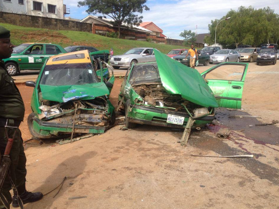 Fatal Accident along Wuse Market bridge in Abuja on Saturday, October 11, 2014(Photo Credit:FRSC)