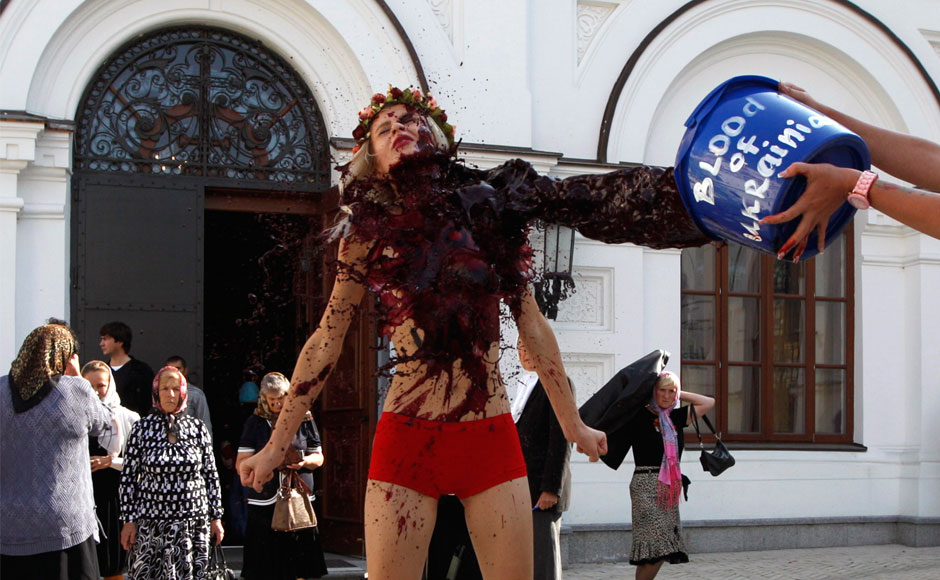 01_protesting-against-the-Ukrainian-Orthodox-Church-of-the-Moscow-Patriarchate