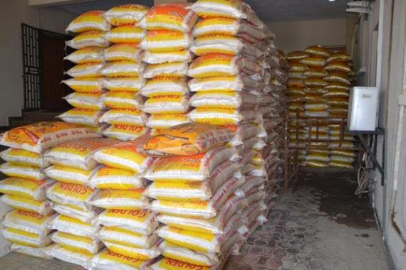 Christmas rice distributed in Ekiti by Governor Ayo Fayose, December 20, 2014 (Ekiti State Photo)
