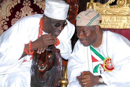 Oba Of Lagos, Rilwan Akiolu 1 with President Jonathan during the latter's visit to the former's palace in Lagos on Thursday, January8, 2015. (Photo Credit: Reuben Abati)