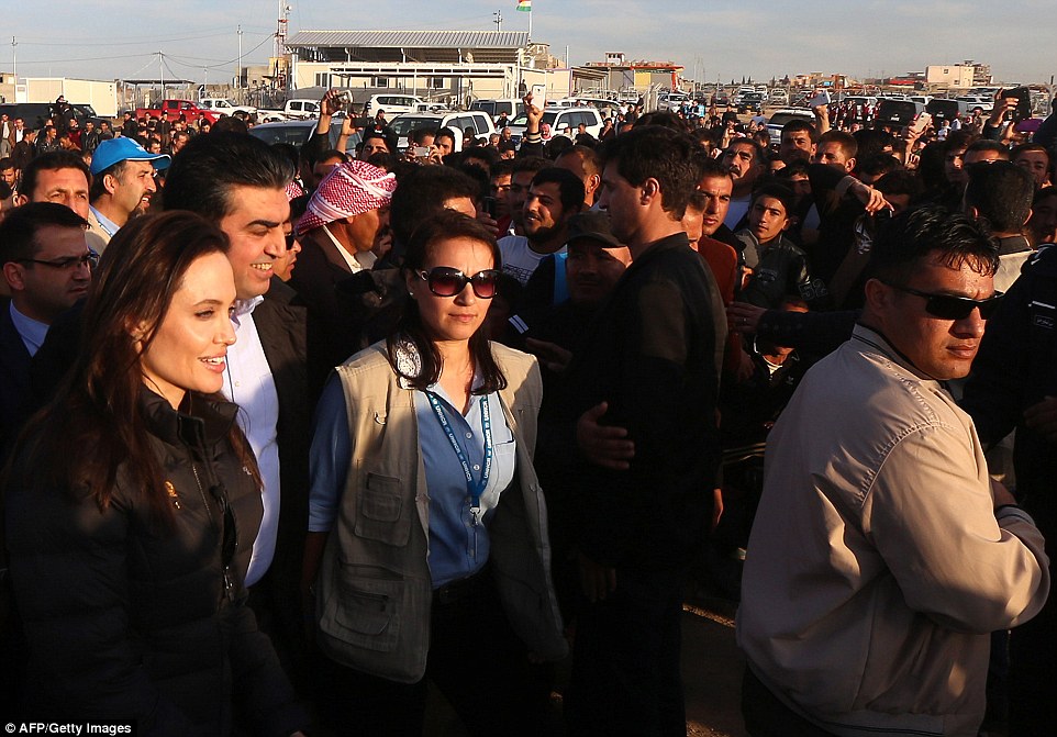 Angelina Jolie Visits Iraq, Meets ISIS Victims in Refugee Camp on Sunday, January 25, 2015 (Photo Credit: Mail Online)