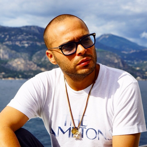 Rihanna's Secret Boyfriend Finally Revealed? (PHOTOS) - The Trent