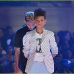 willow-jaden-smith-bet-rip-the-runway-show-12