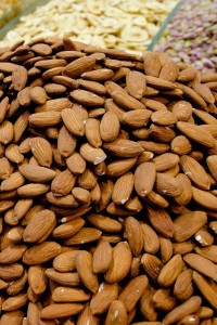 Almonds_v_20nov12_rex_b_426x639