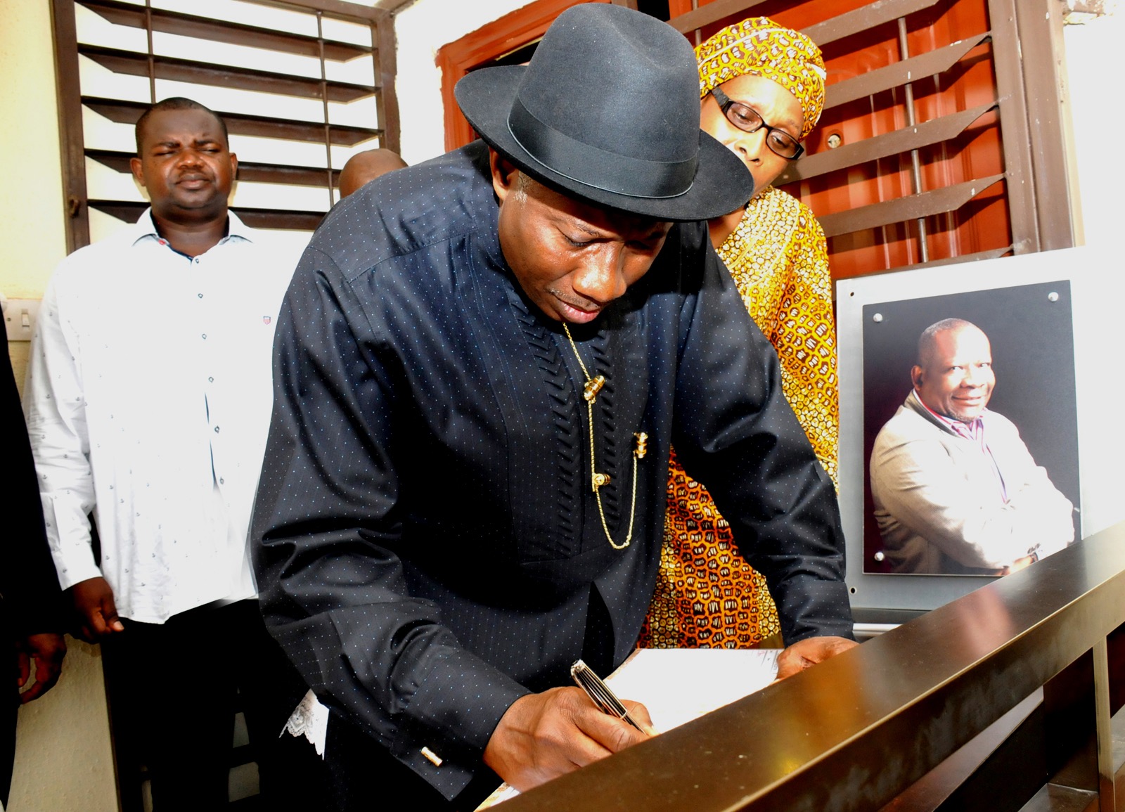 President Goodluck Jonathan signs condolence register at the home of Oronto Douglas on the day he died on April 9, 2015 (State House Photo)