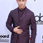 nick-jonas-bbmas-red-carpet-2015-billboard-400