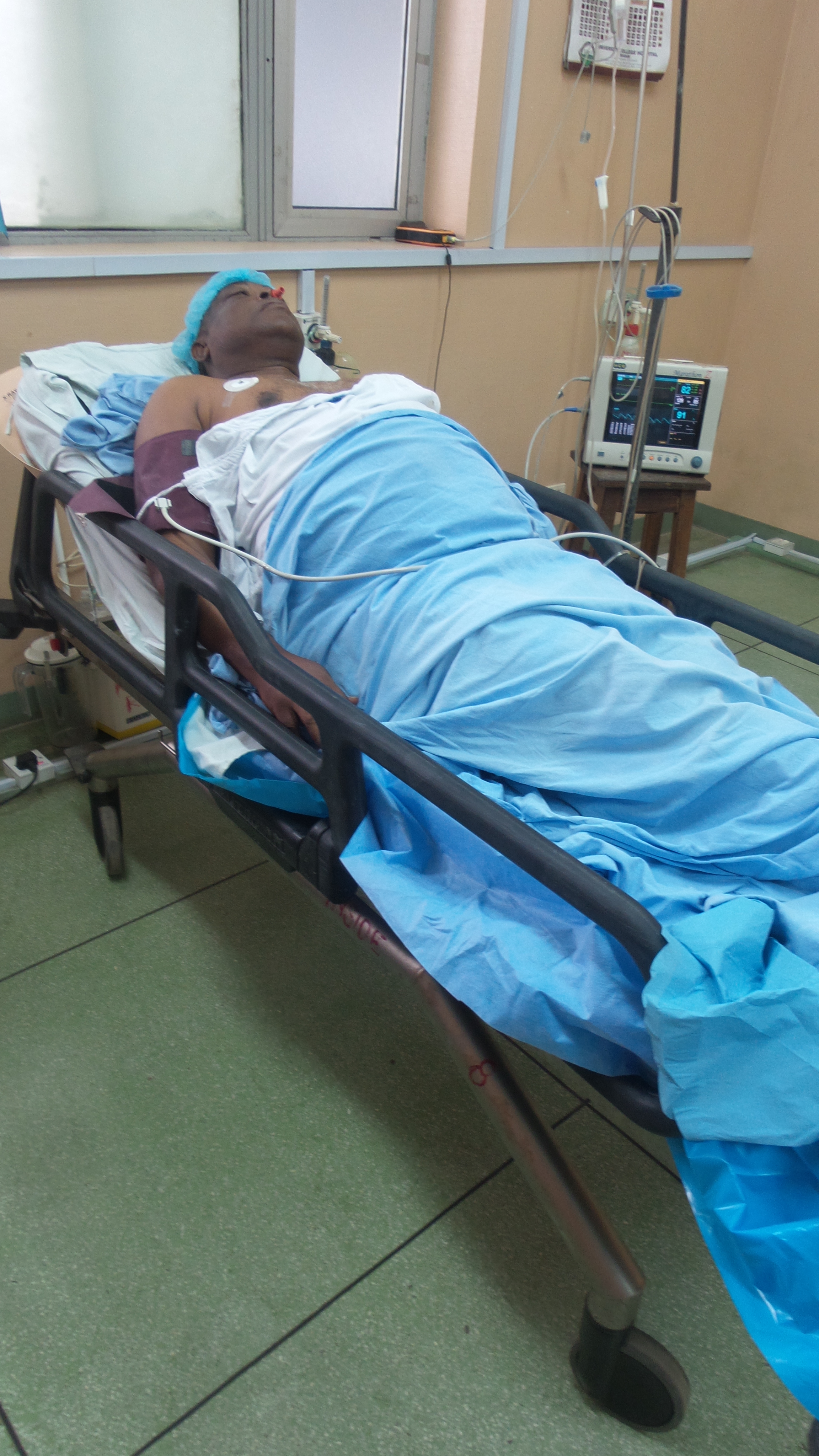 Eze Chukwuemeka Eze on the surgical bed (Photo Credit: Eze Chukwuemeka Eze)