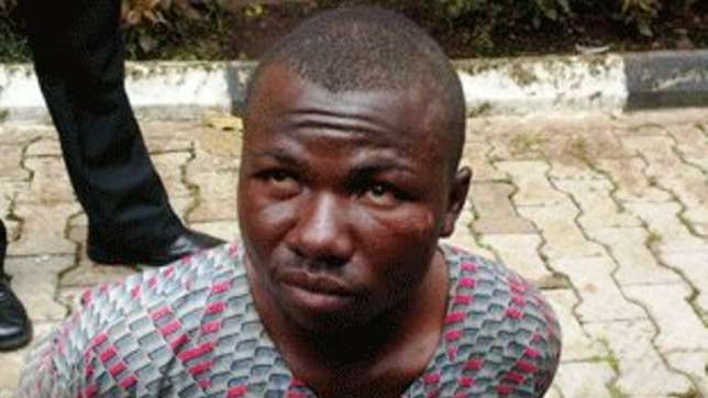 Notorious car thief, Wasiu Saka was re-arrested by Ondo State police officials after he escaped cell with claims that he paid some policemen N60, 000 to gain freedom. (Photo Credit: Vanguard)