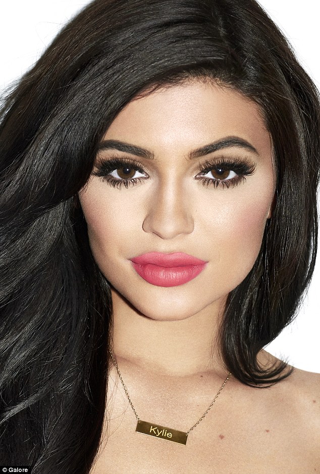 Kylie-Galor-Mag-11
