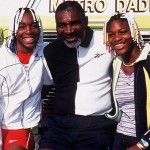 venus-and-serena-with-dad