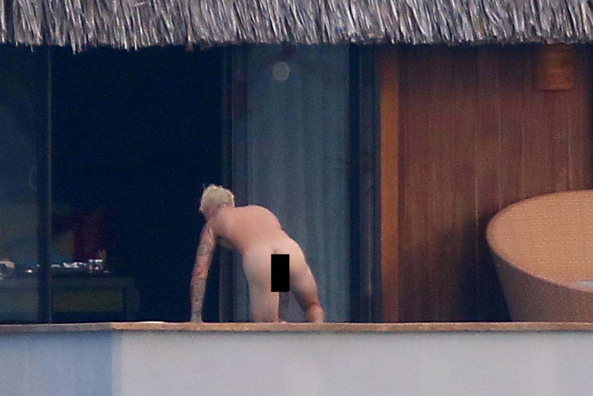 justin-bieber-nude-bora-bora (1). Internet Meltdown: Full Frontal-NAKED P.....