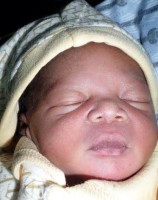 Mentally deranged woman gives birth to baby boy at Kaduna Central Market on Sunday, January 17, 2016 | Vanguard
