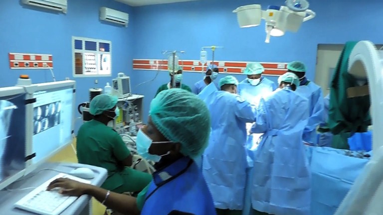Surgeons performing an operation in a treatre at the Ondo Trauma Centre | Ondo TV