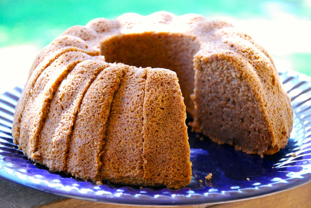 Paleo Vanilla Bundt Cake Paleo Vanilla Bundt Cake