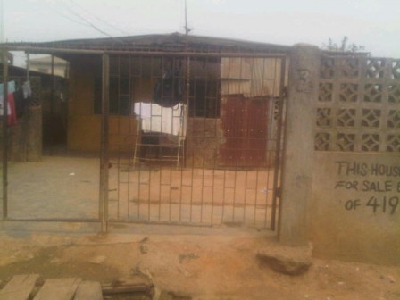 The house at Wahab Close in EJigbo Lagos State, where a pastor named Victor ran out naked | PM News