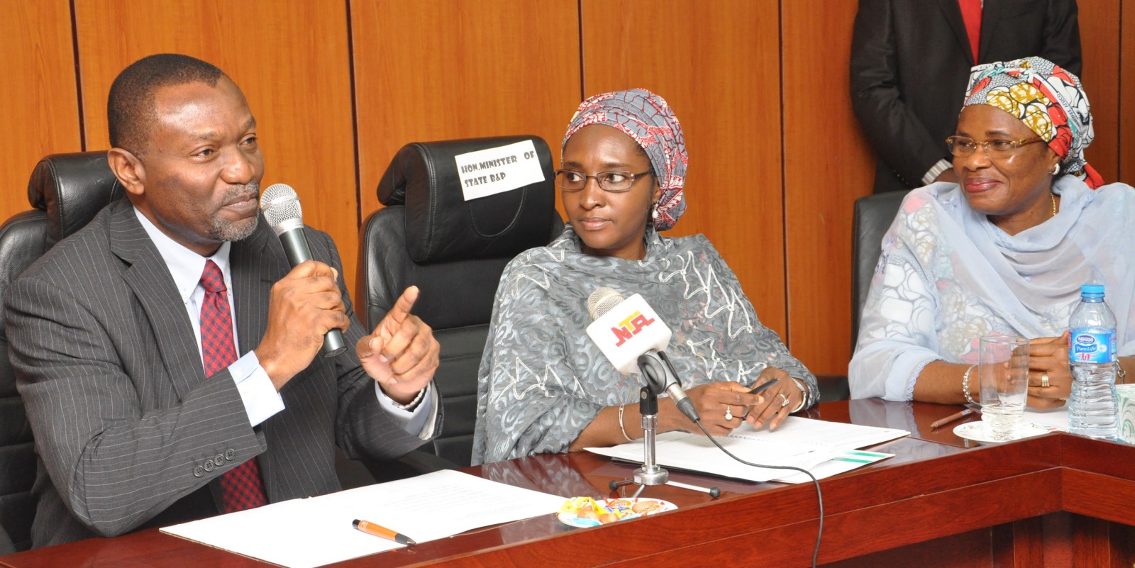 Zainab Ahmed, Nigeria, Budget, Muhammadu Buhari, Hameed Ali