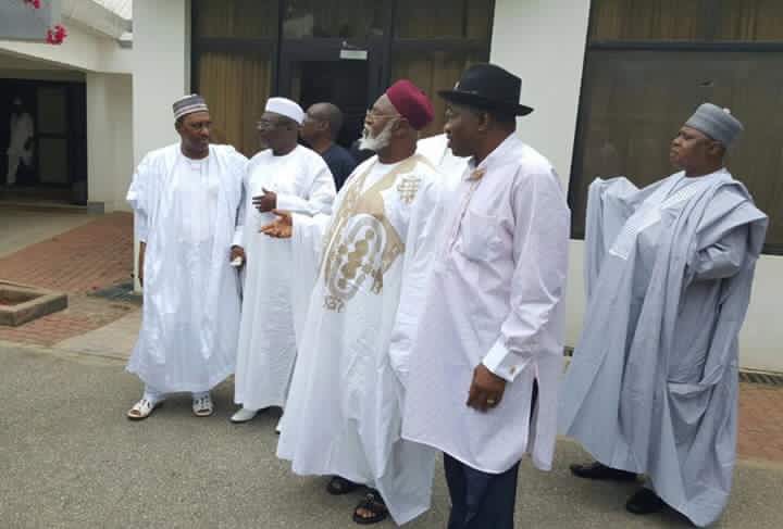 Dr. Goodluck Jonathan and General Abdulsalami Abubakar when the former visited the former military head of state in Minna, Niger State on Tuesday, September, 13, 2016