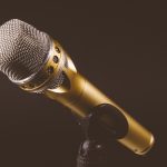 microphone-1246057_1280