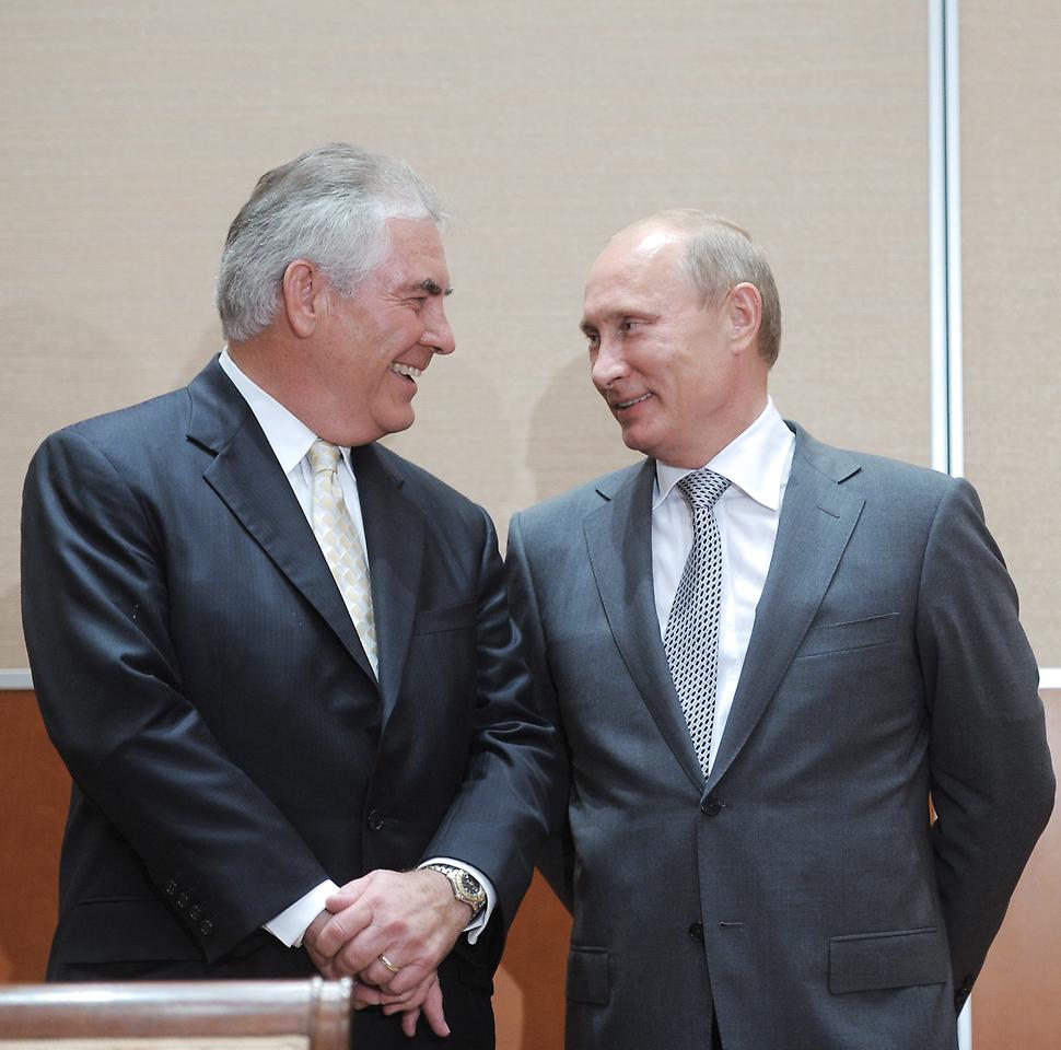 Vladimir Putin gave exxon boss Rex Tillerson