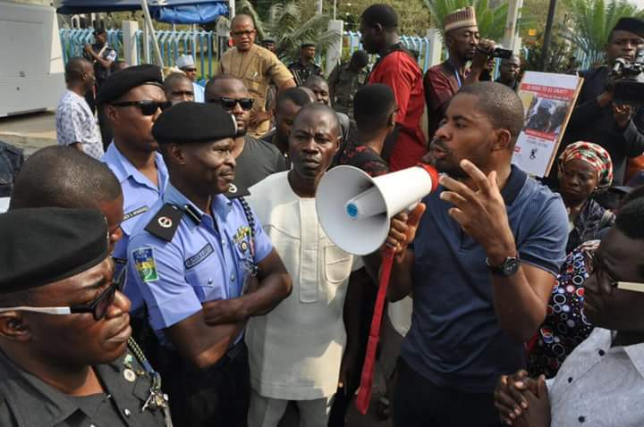 Deji Adeyanju