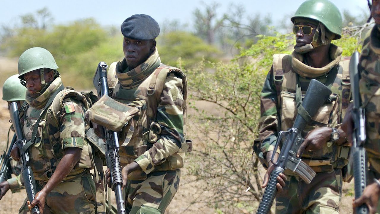File: Photo of Senegalese soldiers