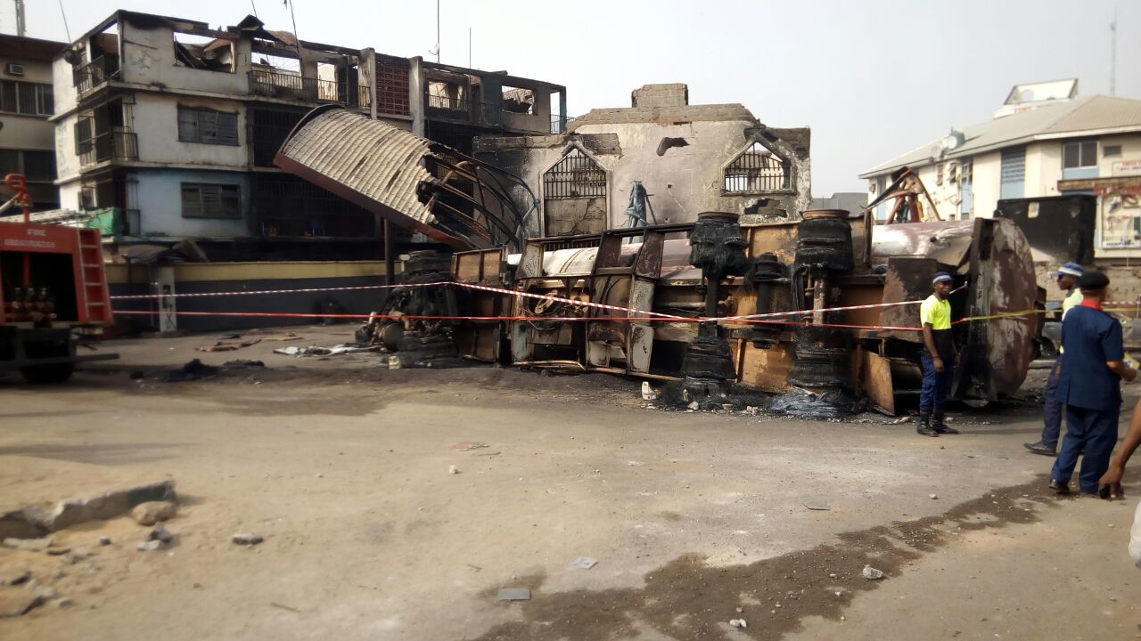Scene of the fire in Onitsha that destroyed a filling station | Sabi News