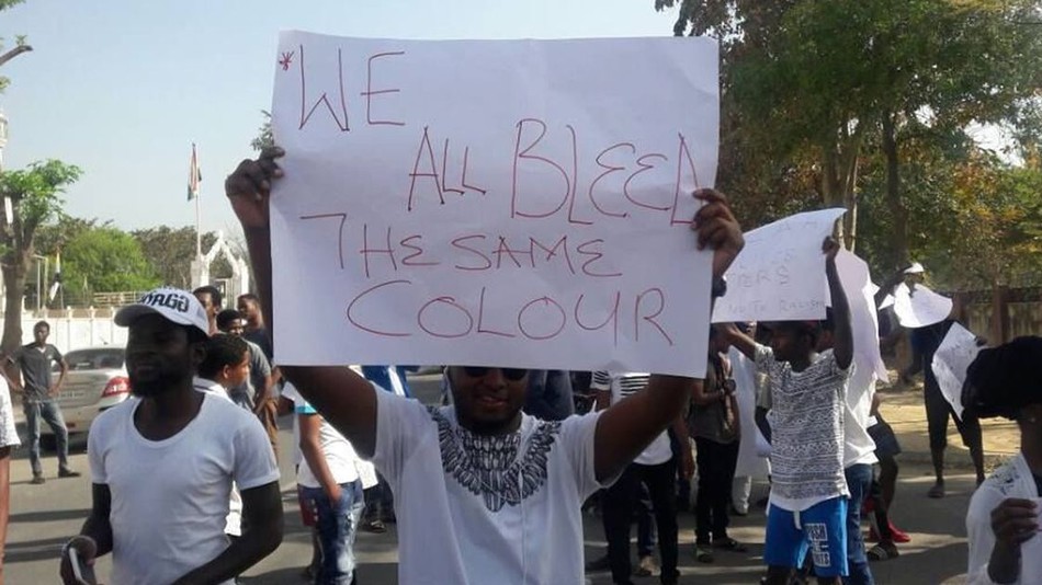 Nigerian students protesting attack on their colleagues in India | BBC