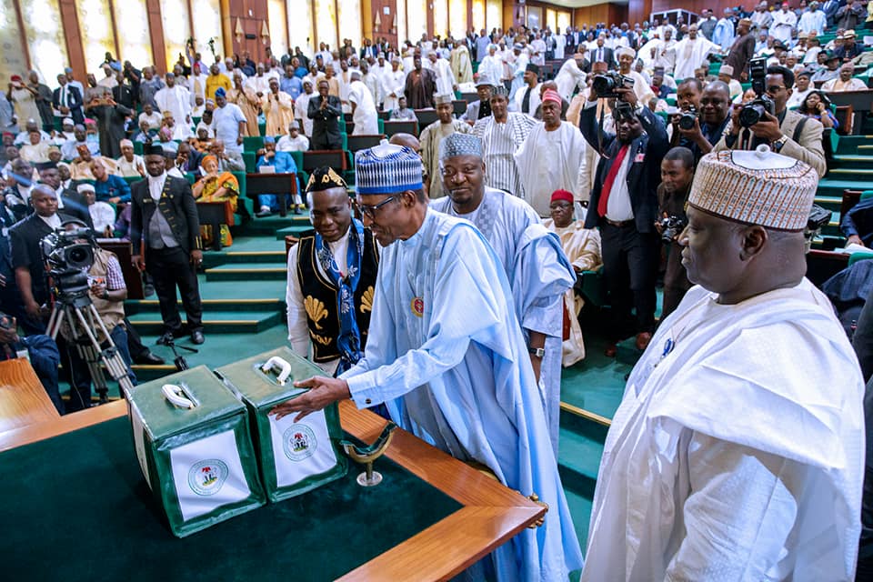Muhammadu Buhari, Budget, Passage