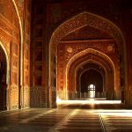 Mosque-interior-of-the-Taj-Mahal