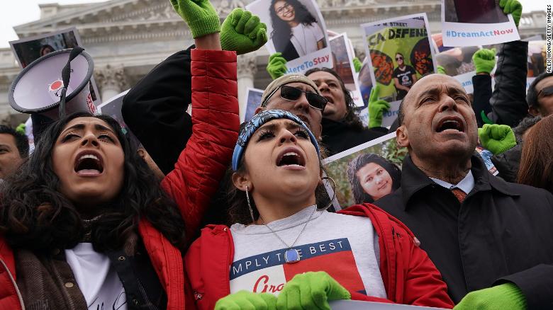 Protesters urge Congress to take action to help Salvadorans and other immigrants with temporary protected status