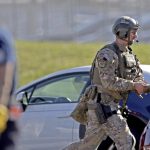 ct-florida-high-school-shooting-photos-2018021-015