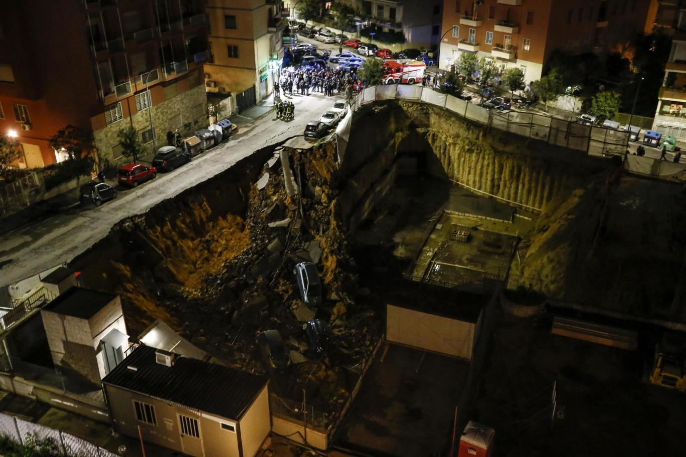 Sinkhole, Rome