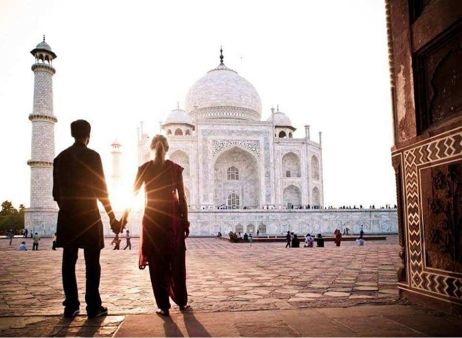 successful holidays The Taj Mahal, Agra, Uttar Pradesh, India