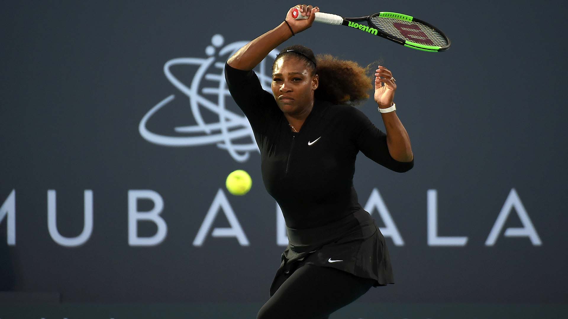ABU DHABI, UNITED ARAB EMIRATES - DECEMBER 30: Serena Williams of United States plays a forehand during her Ladies Final match against Jelena Ostapenko of Latvia on day three of the Mubadala World Tennis Championship at International Tennis Centre Zayed Sports City on December 30, 2017 in Abu Dhabi, United Arab Emirates. (Photo by Tom Dulat/Getty Images)