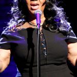 rs_1080x1920-180813075533-PT-Aretha-Franklin-J2R-081318