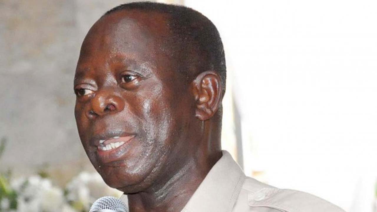 Adams Oshiomhole, Former Governor of Edo State, speaking to State House Correspondents
