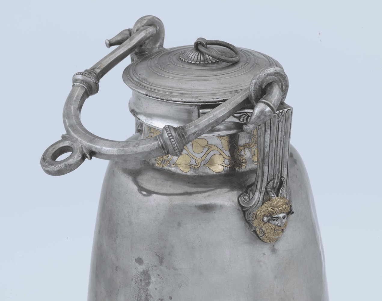 Silver Amphora Details