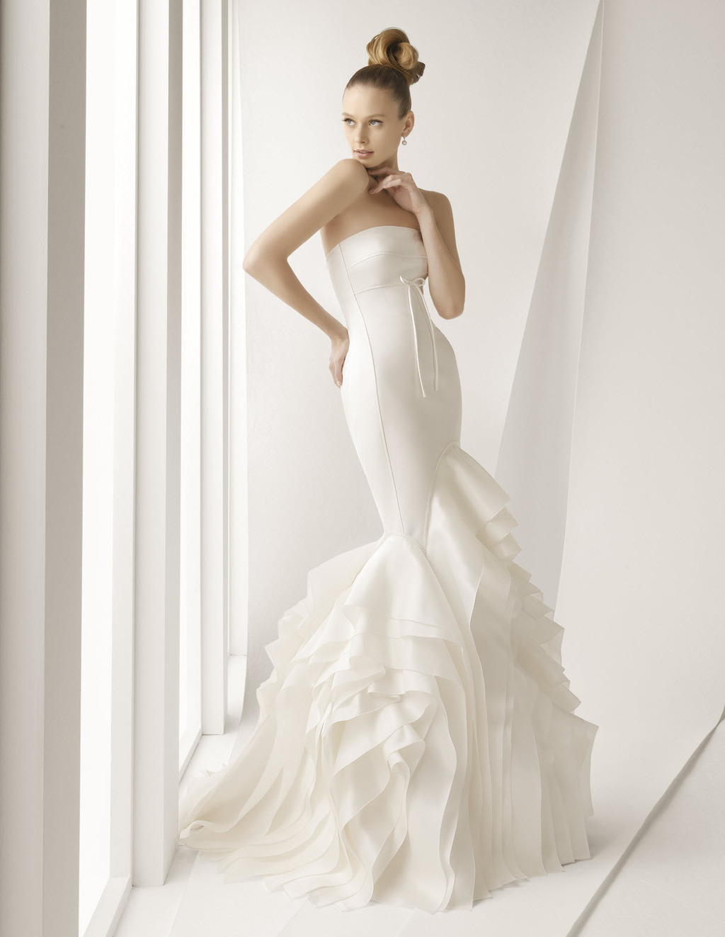 dramatic mermaid wedding dresses