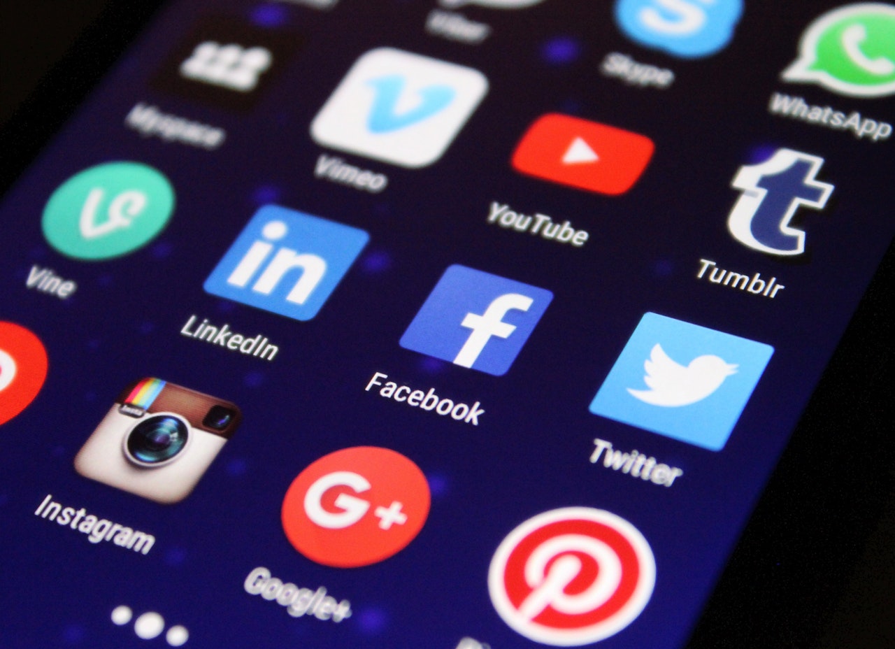 social media, AI WIFI, Security, Passwords instagram social media